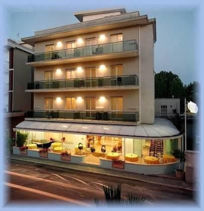 Hotel San Gottardo Riccione Eksteriør billede